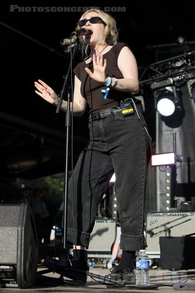 BLONDSHELL - 2024-08-15 - CHARLEVILLE-MEZIERES - Square Bayard - Razorback - Sabrina Mae Teitelbaum